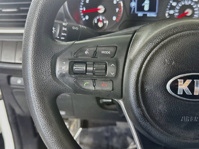 Used 2017 Kia Sorento FWD image 13