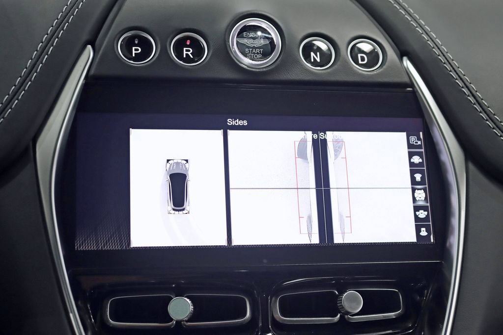 Used 2021 Aston Martin DBX AWD/4WD image 20