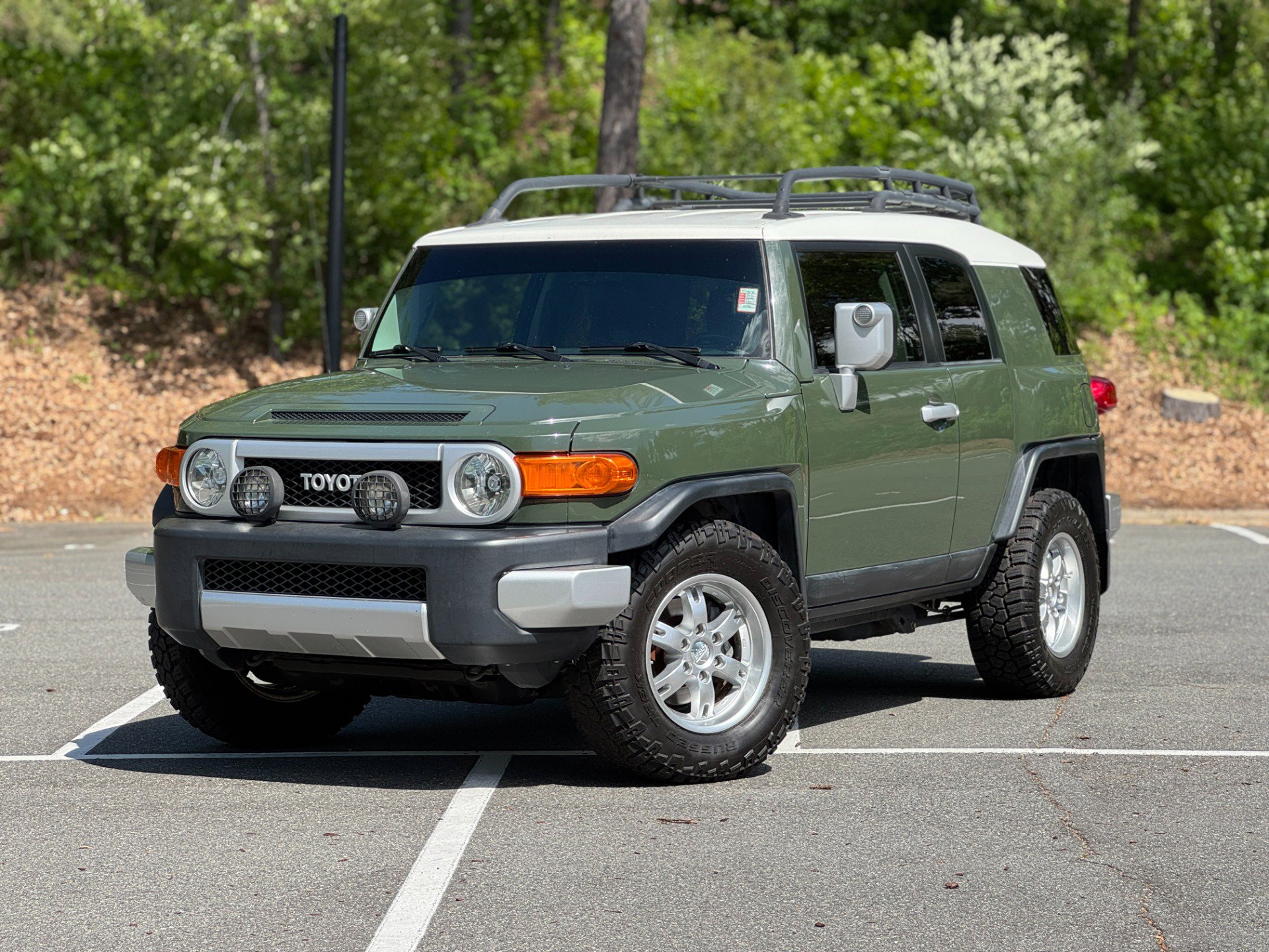Used 2011 Toyota FJ Cruiser 2WD w/ Convenience Pkg