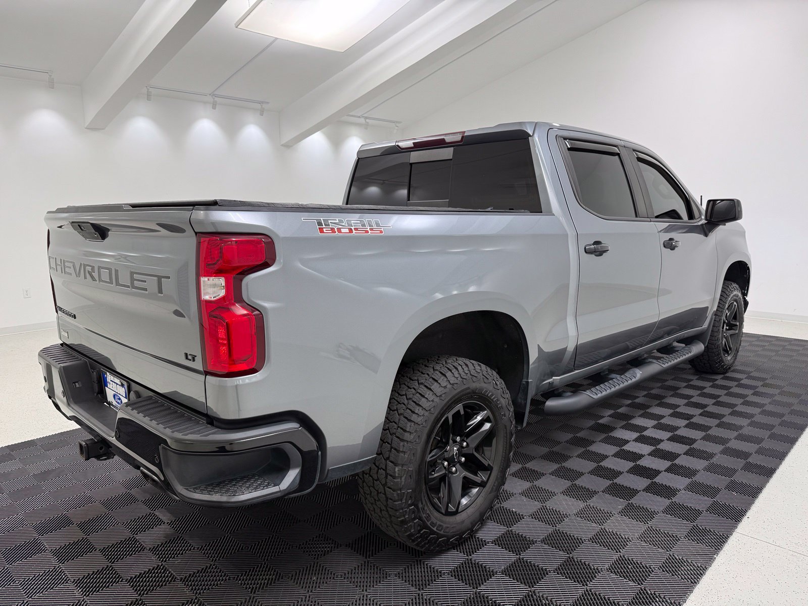 Used 2021 Chevrolet Silverado 1500 LT Trail Boss AWD/4WD image 7
