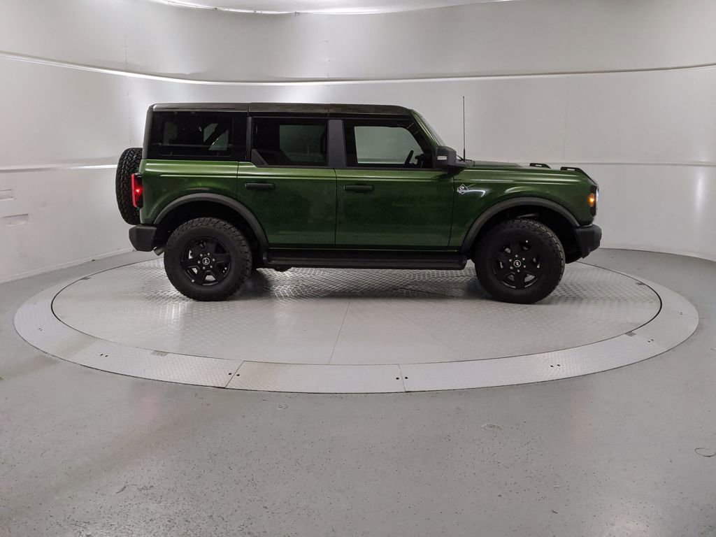 New 2025 Ford Bronco Outer Banks image 2