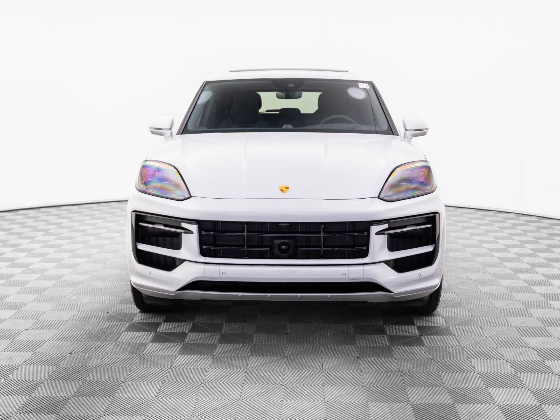 Used 2026 Porsche Cayenne GTS AWD/4WD image 9