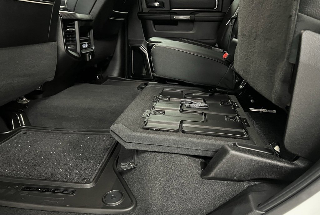 Used 2024 RAM 2500 Limited image 59