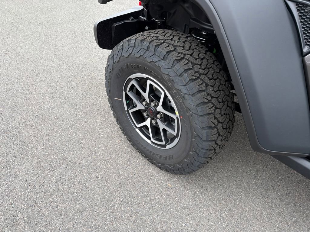 New 2026 Jeep Wrangler Rubicon w/ Technology Group image 24