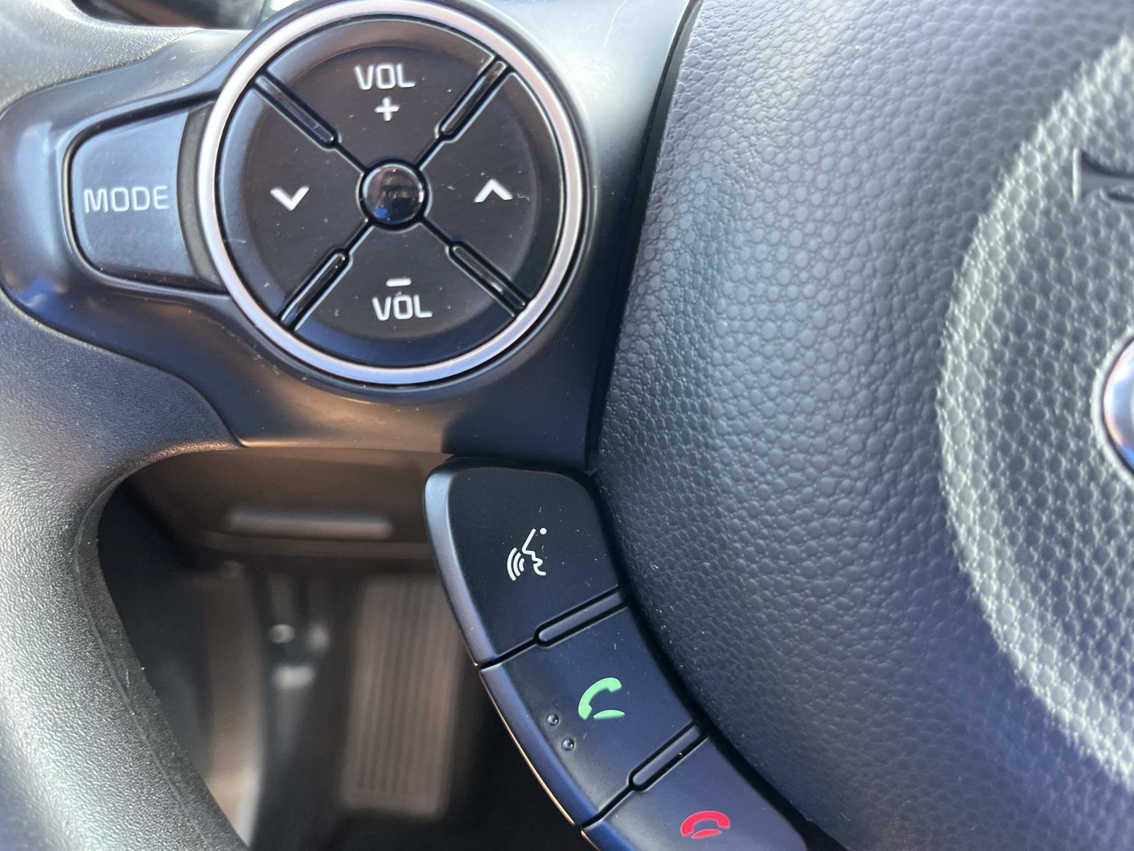 Used 2019 Kia Soul + FWD image 29