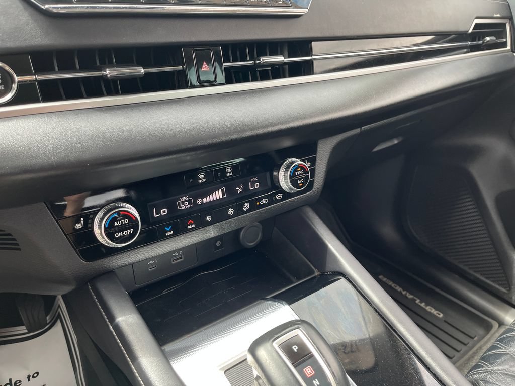 Used 2023 Mitsubishi Outlander SEL AWD/4WD image 20
