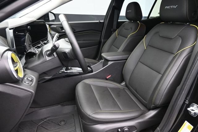 Used 2026 Chevrolet Trax ACTIV w/ Driver Confidence Package FWD image 23