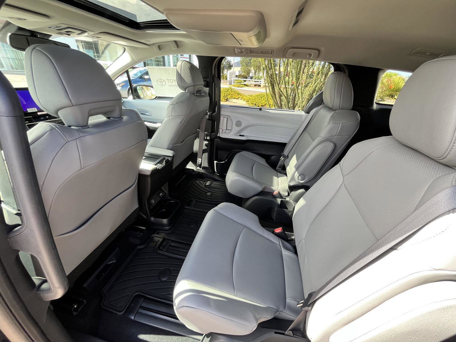 New 2025 Toyota Sienna XLE image 16