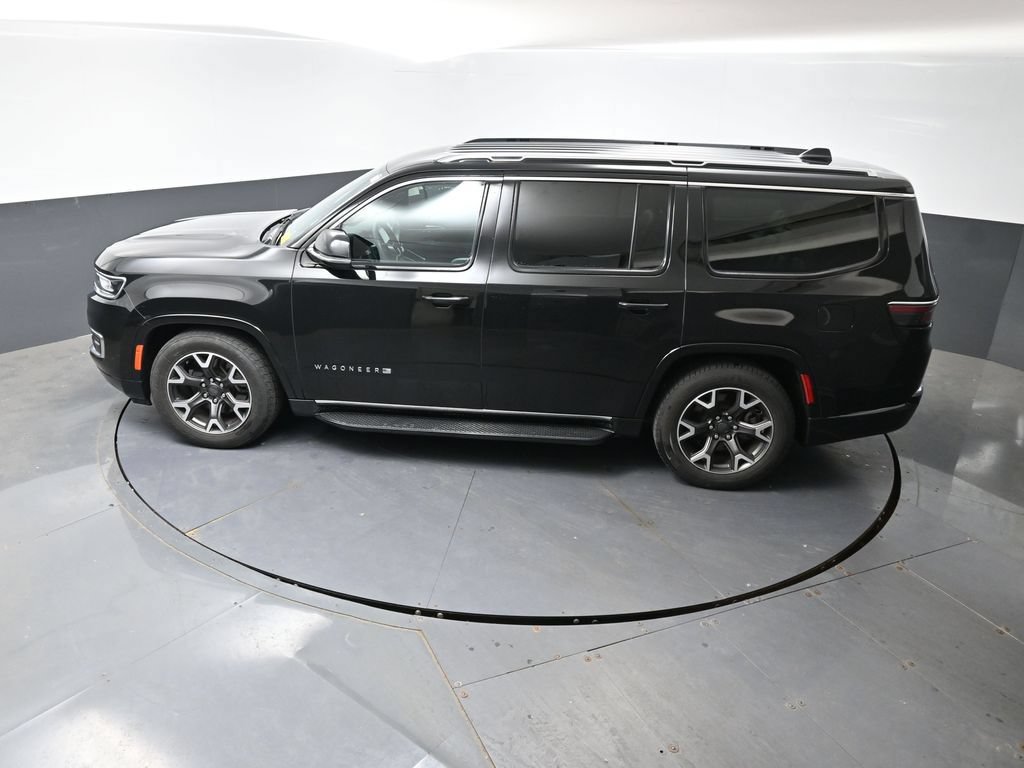 Used 2024 Jeep Wagoneer Series III AWD/4WD image 49