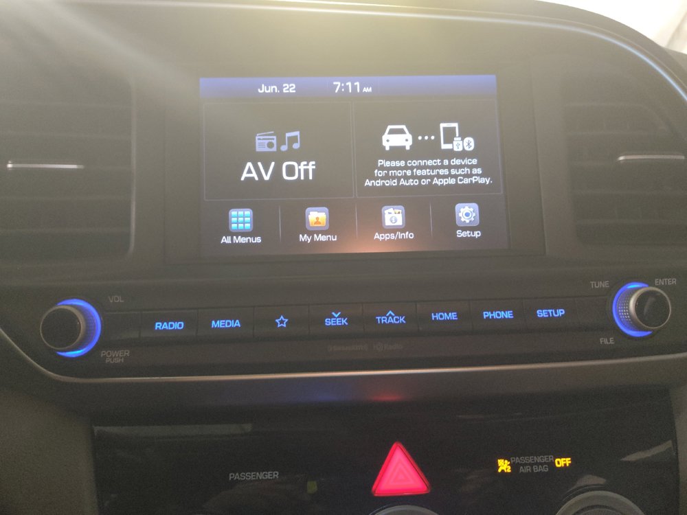 Used 2019 Hyundai Elantra SEL FWD image 25