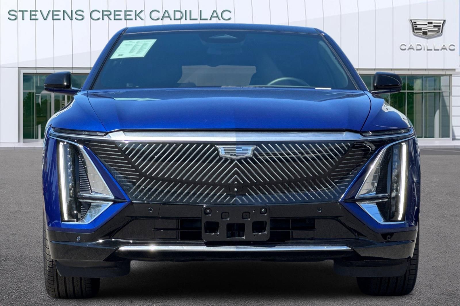 Used 2024 Cadillac Lyriq Tech w/ Driver Assist Package AWD/4WD image 8