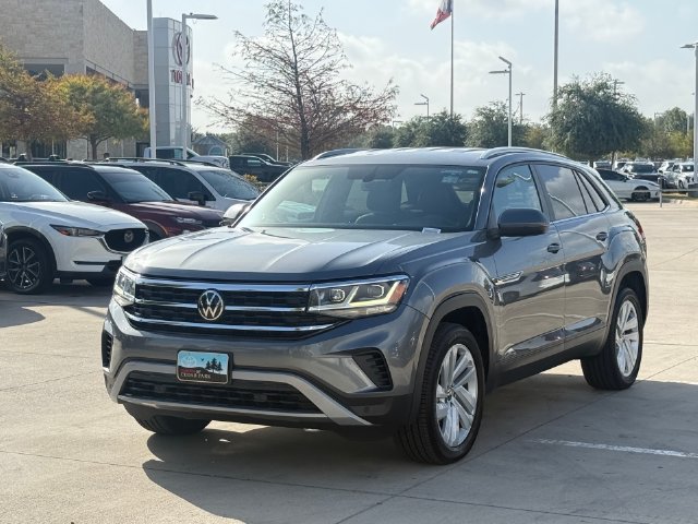 Used 2023 Volkswagen Atlas Cross Sport SE FWD image 11