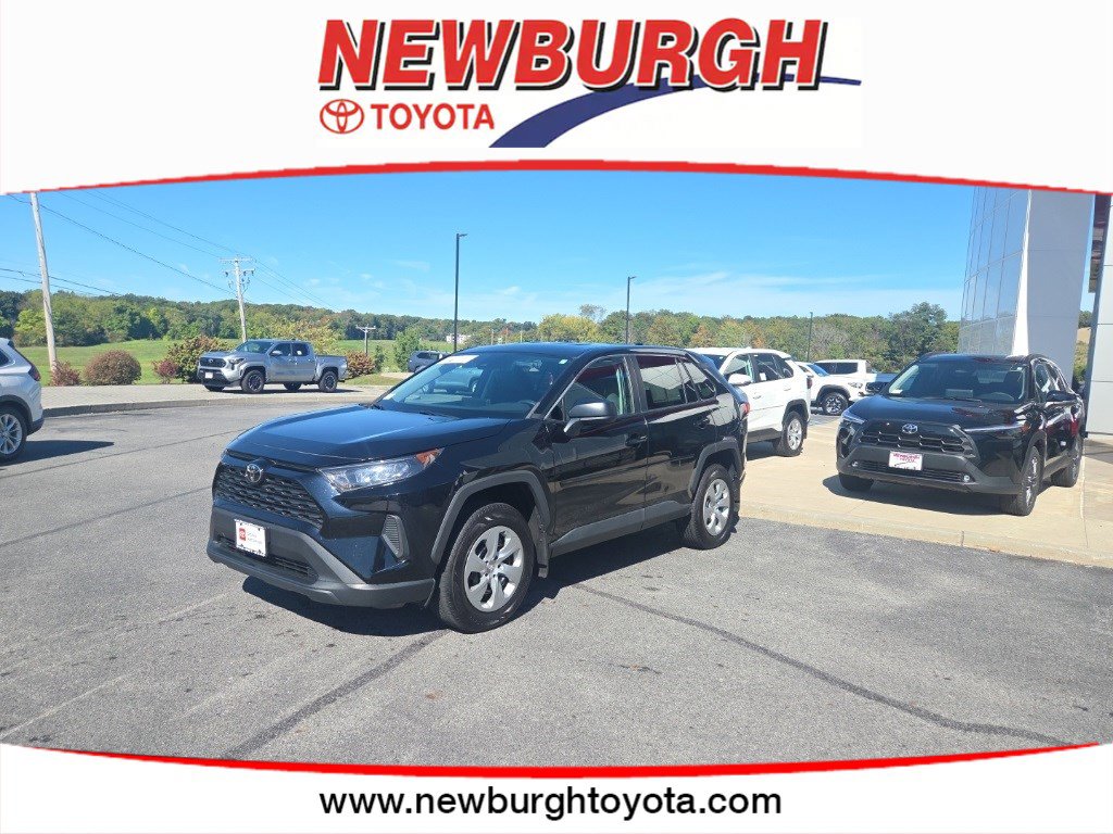 Certified 2022 Toyota RAV4 LE image 1
