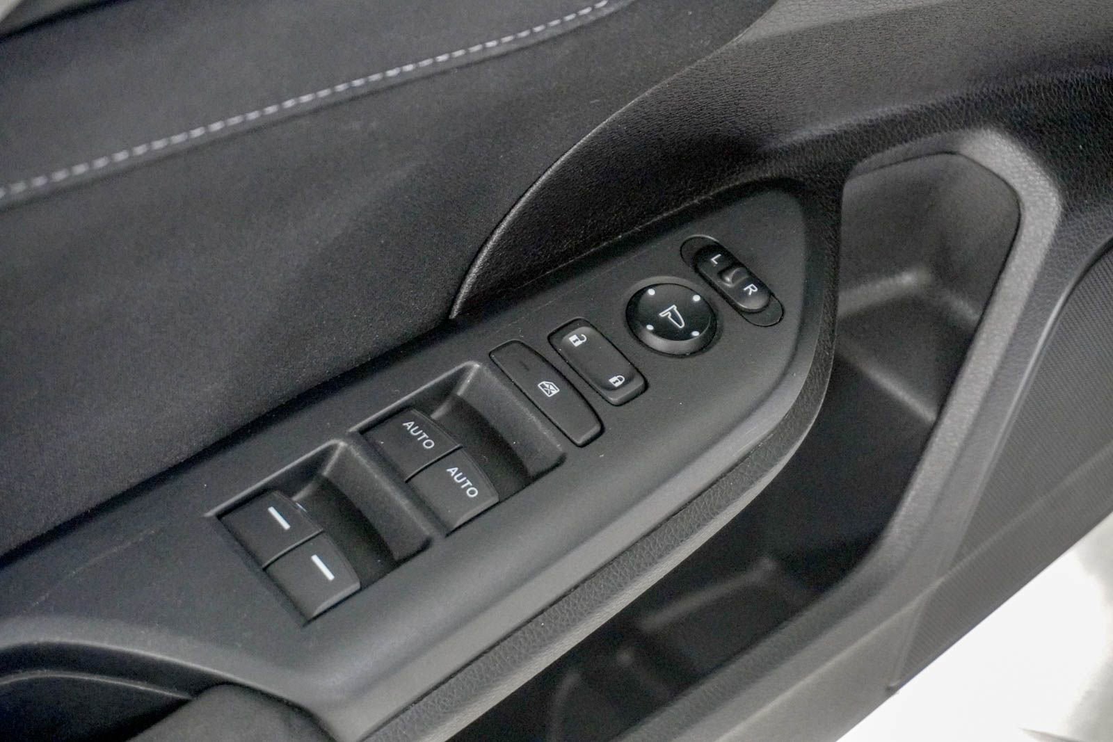 Used 2021 Honda Civic EX image 18