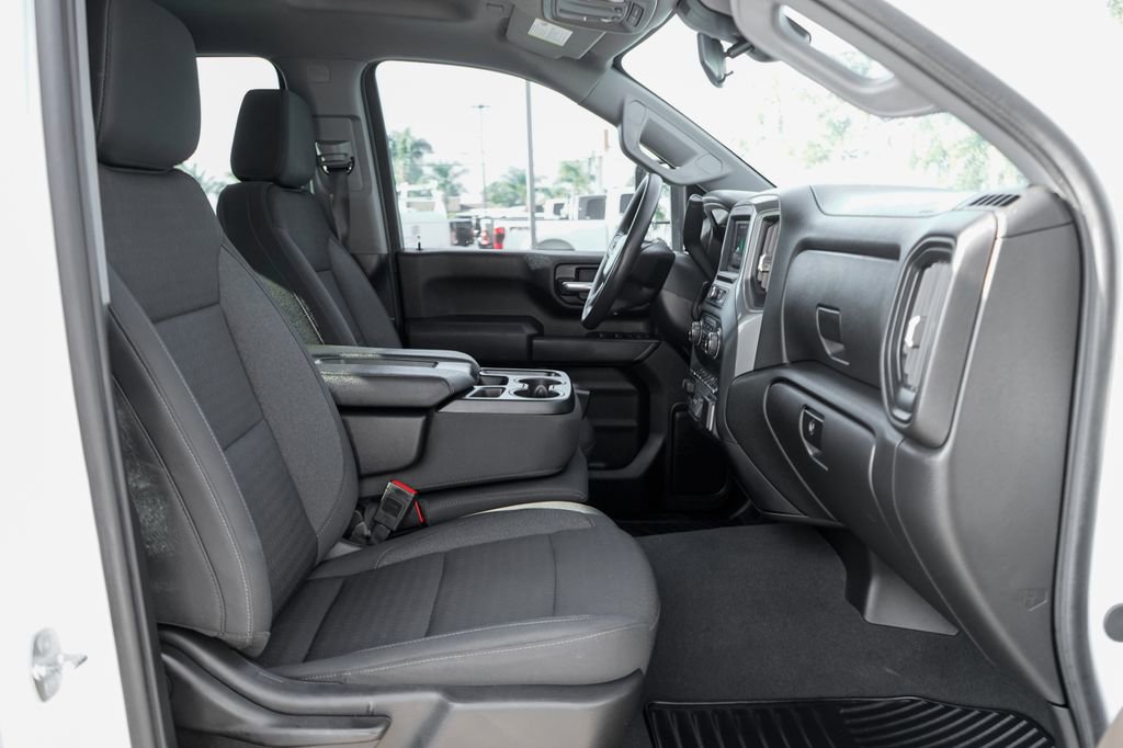 Used 2024 Chevrolet Silverado 2500 Custom w/ Custom Convenience Package image 40
