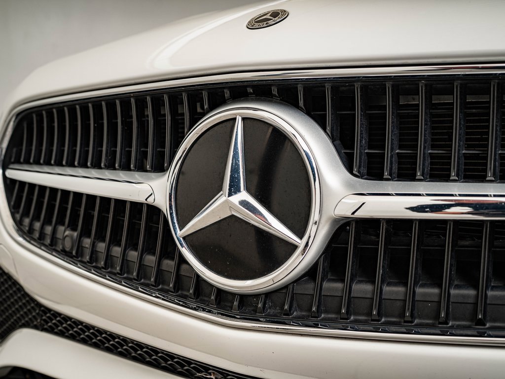 Certified 2025 Mercedes-Benz C 300 4MATIC Sedan image 3