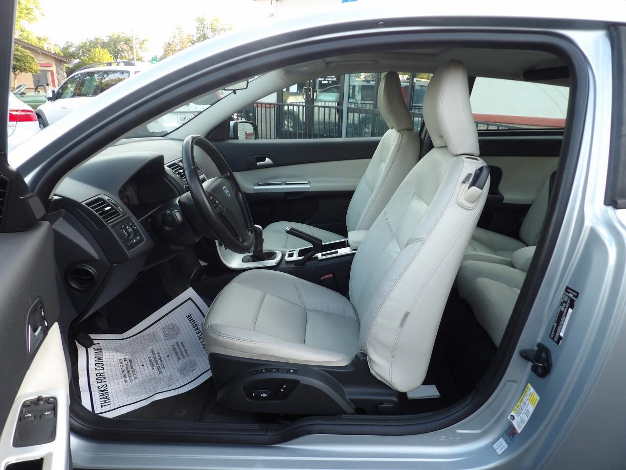 Used 2013 Volvo C30 FWD image 8