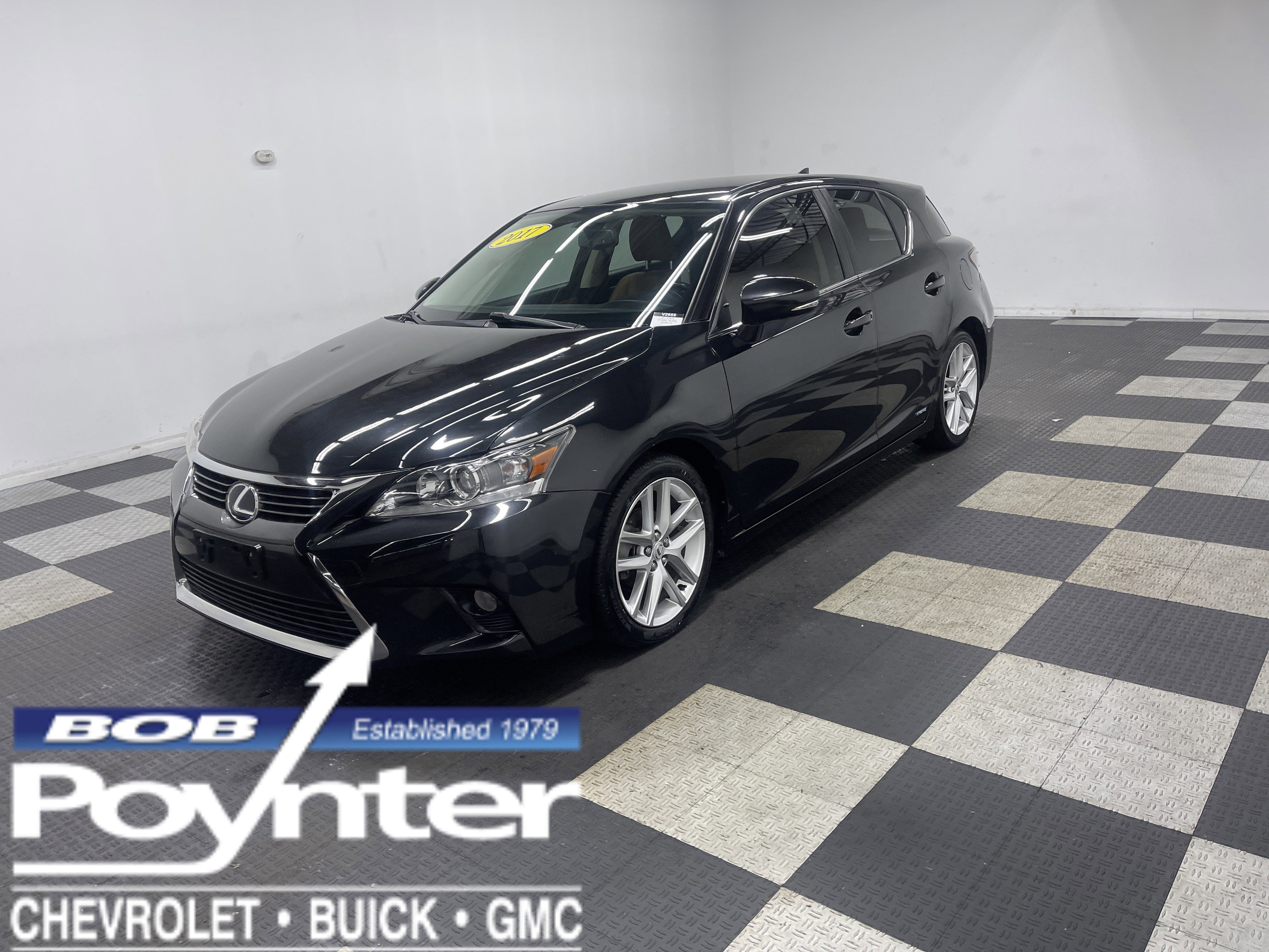Used 2017 Lexus CT 200h w/ Accessory Package 2 image 1