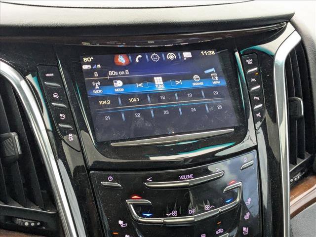 Used 2017 Cadillac Escalade Luxury image 11