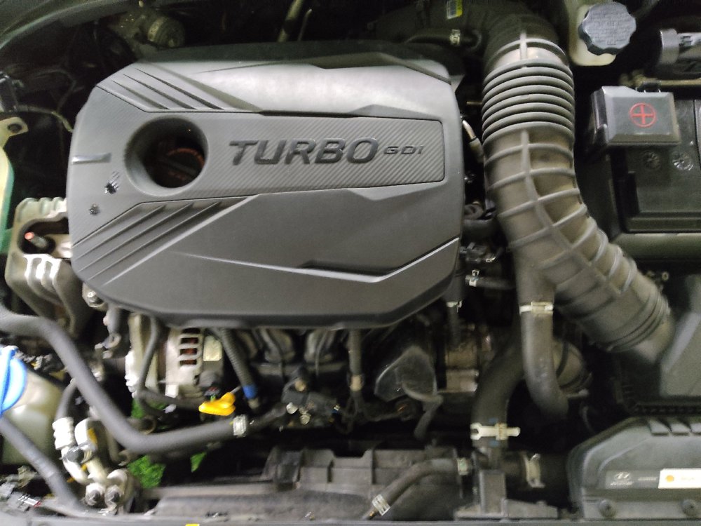 Used 2020 Hyundai Veloster Turbo FWD image 30