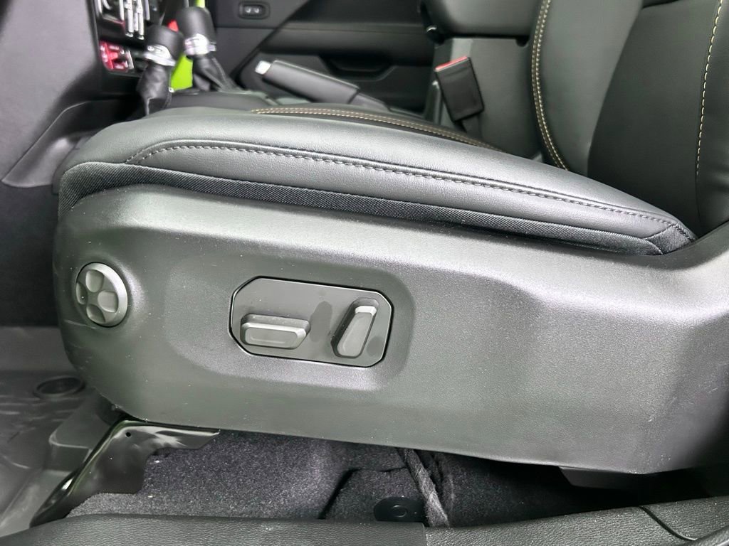 New 2025 Jeep Wrangler Unlimited Rubicon 392 image 31