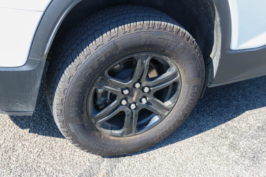 Used 2023 GMC Acadia AT4 w/ Technology Package image 7