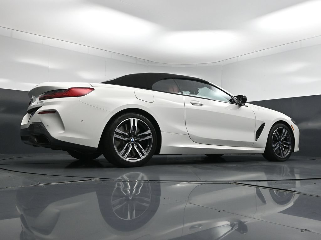 Used 2025 BMW M850i xDrive Convertible AWD/4WD image 29