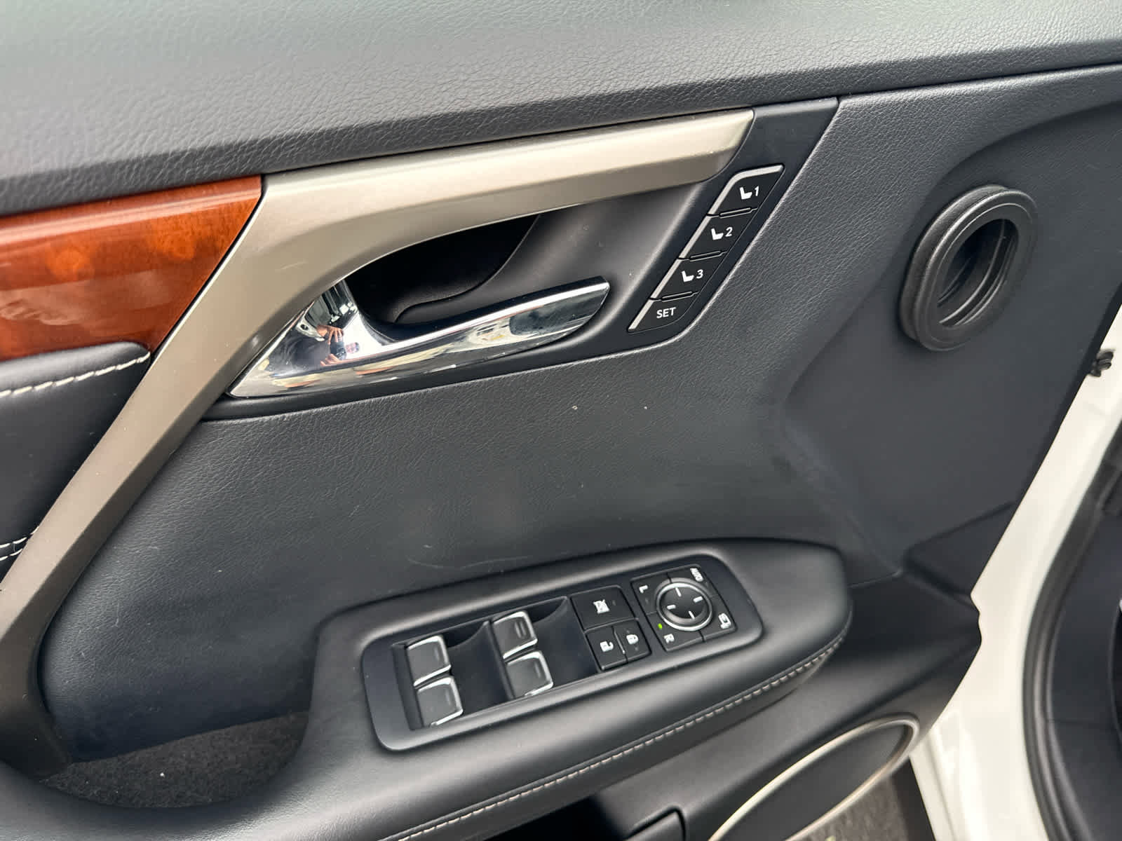 Used 2019 Lexus RX 350 AWD w/ Navigation Package image 10