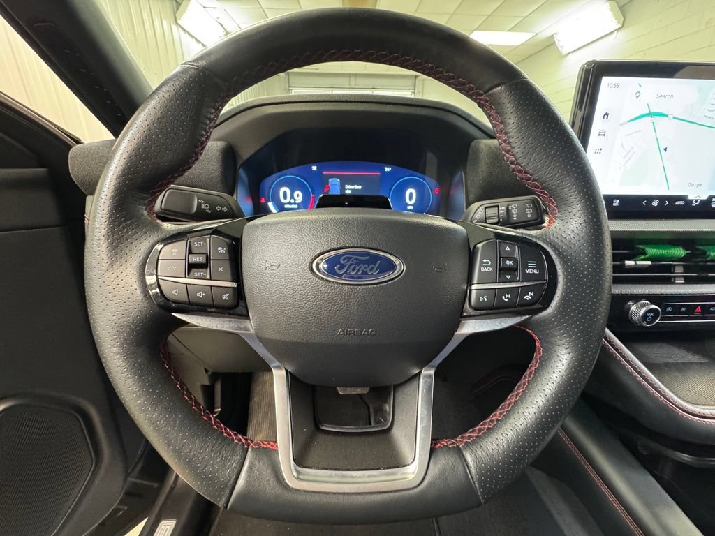 Used 2025 Ford Explorer ST-Line w/ ST-Line Street Pack AWD/4WD image 33