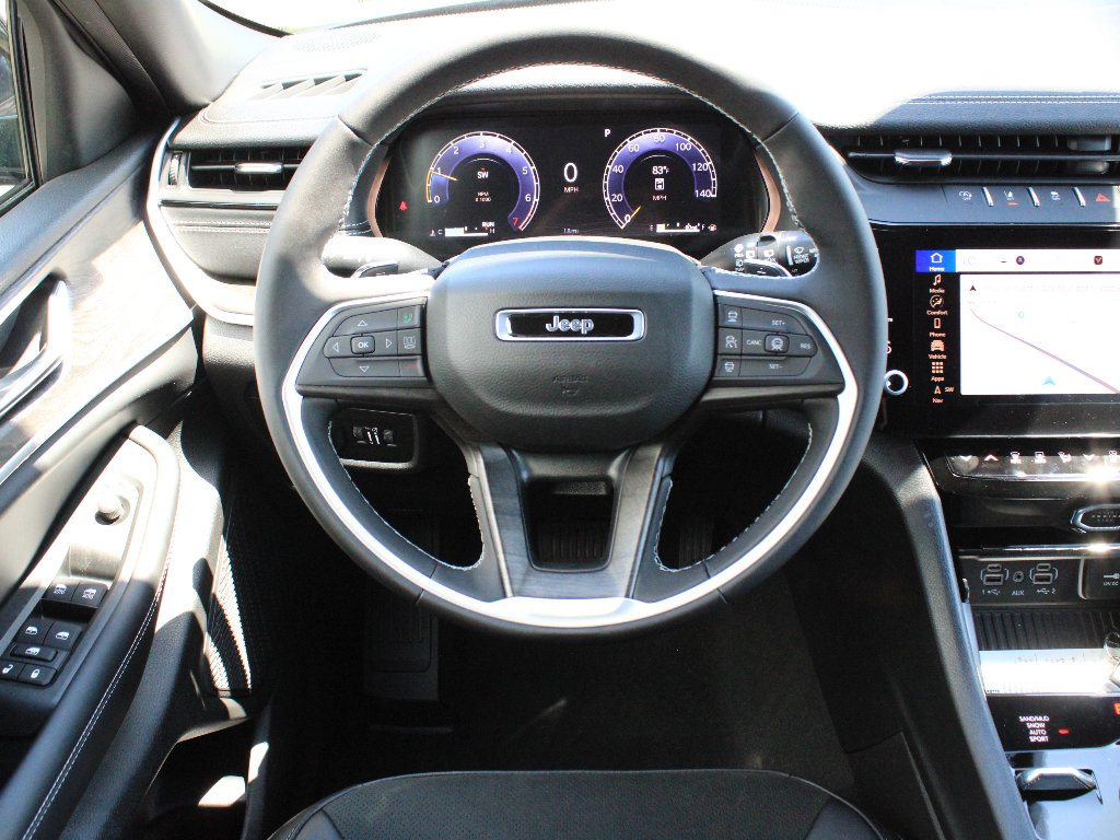 New 2026 Jeep Grand Cherokee L 4WD image 13
