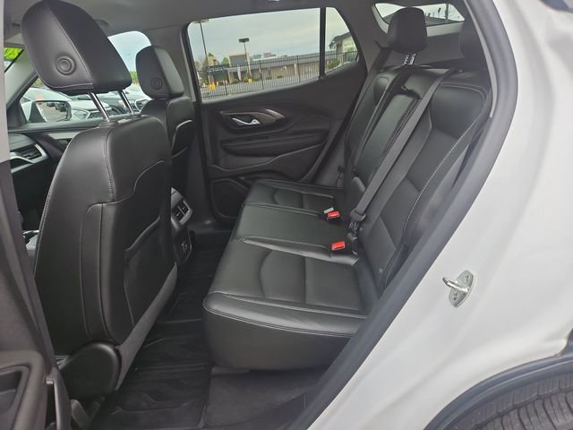 Used 2024 GMC Terrain SLT w/ LPO, Floor Liner Package AWD/4WD image 24