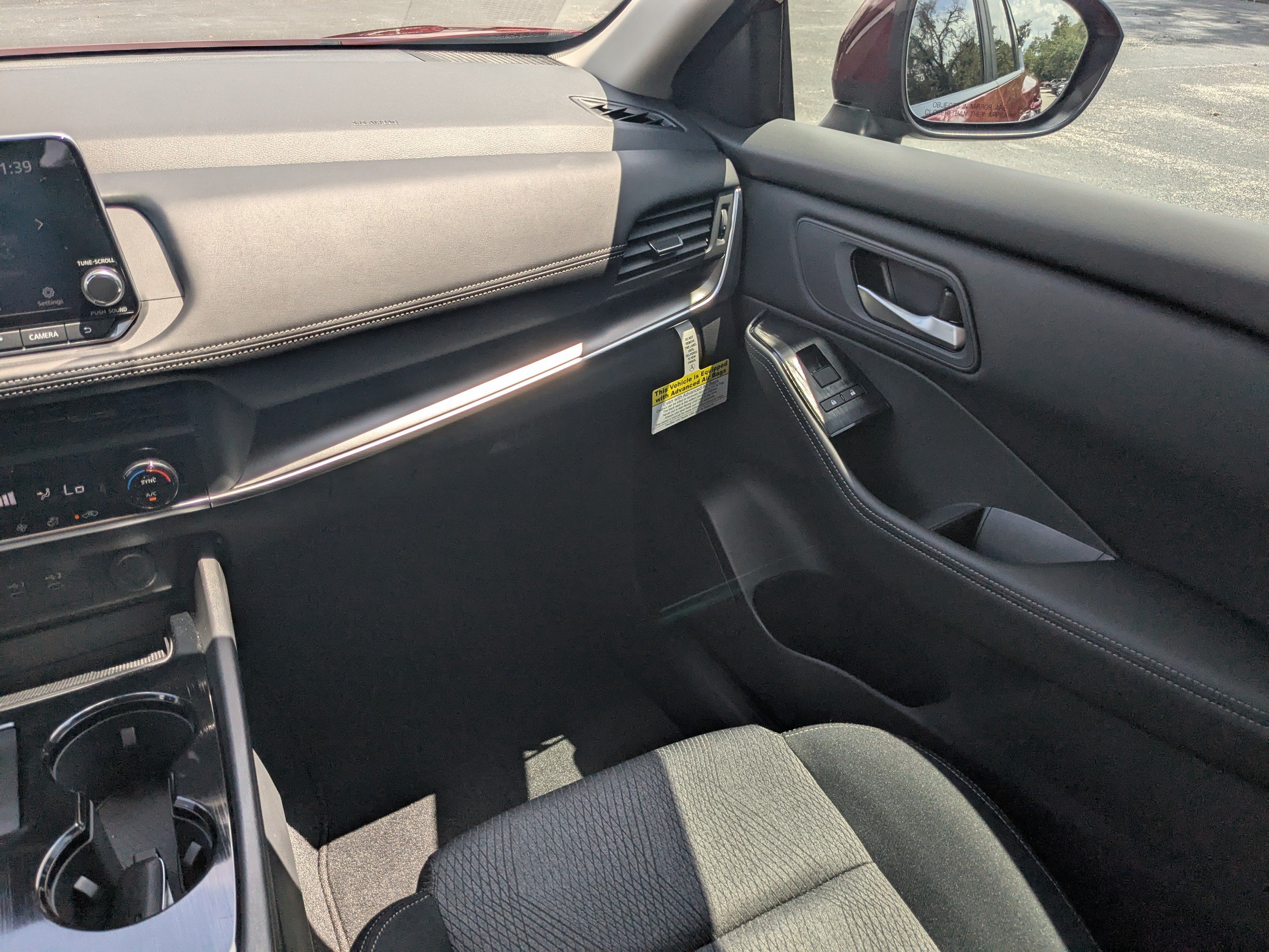 New 2026 Nissan Rogue SV FWD image 17