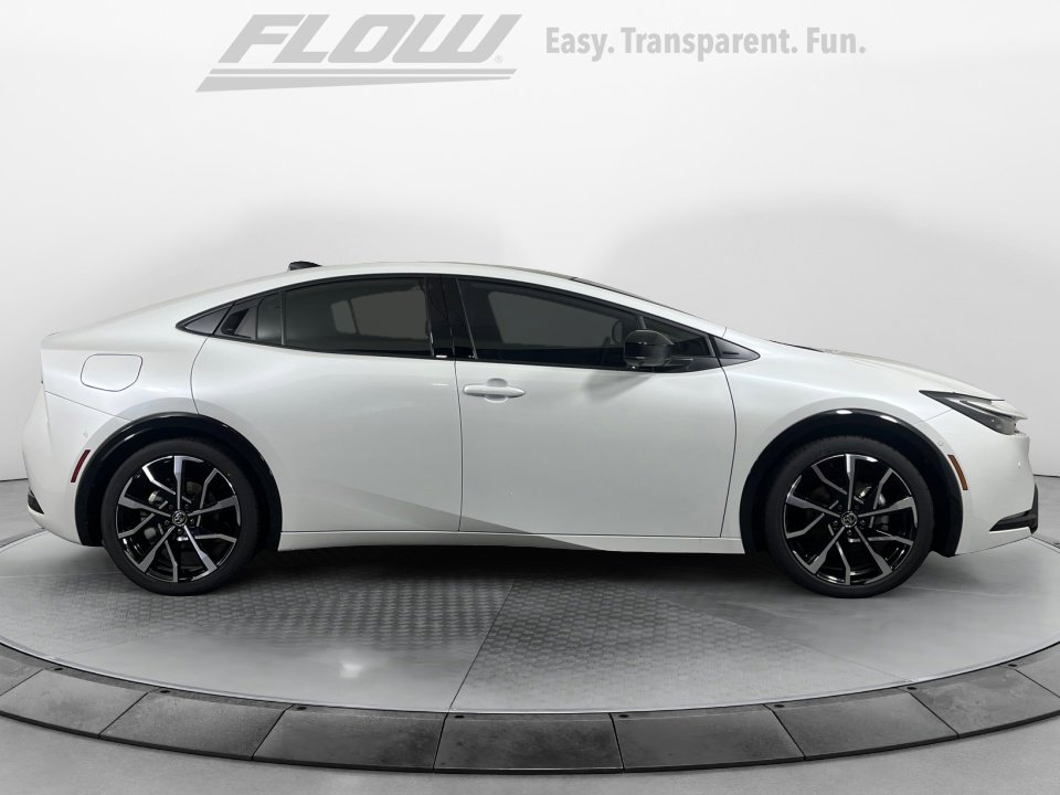 New 2026 Toyota Prius Plug-In Hybrid image 8