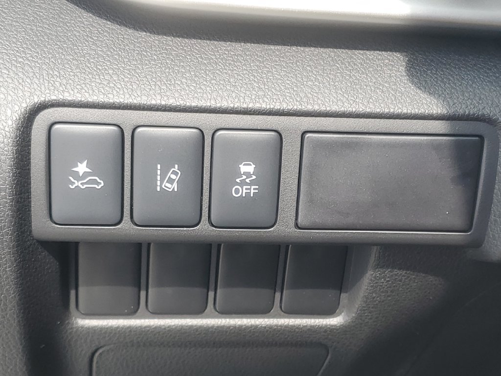 New 2026 Mitsubishi Eclipse Cross LE AWD/4WD image 30