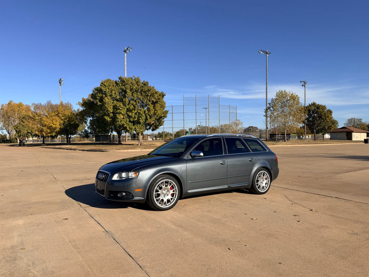 Used 2006 Audi S4 Avant AWD/4WD image 3