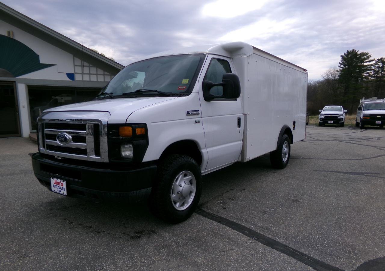 Used 2014 Ford E-350 and Econoline 350 Super Duty w/ Power Windows & Locks Group RWD image 4
