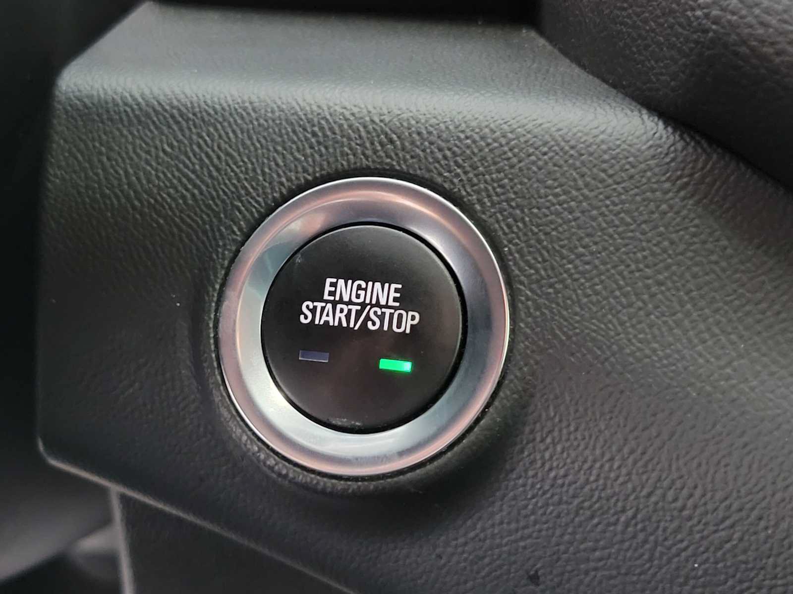 Used 2022 GMC Terrain SLT w/ Infotainment Package II FWD image 31