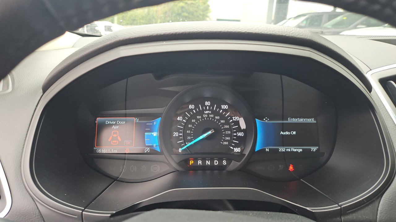 Used 2024 Ford Edge Titanium image 18