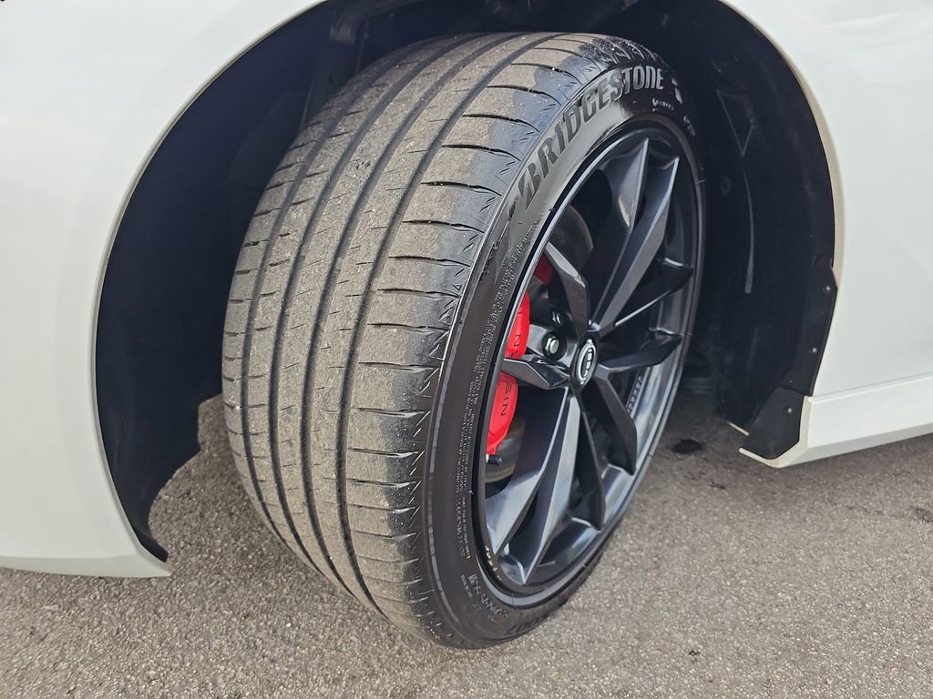 Used 2024 Nissan Z Performance w/ Floor Mat Package image 32