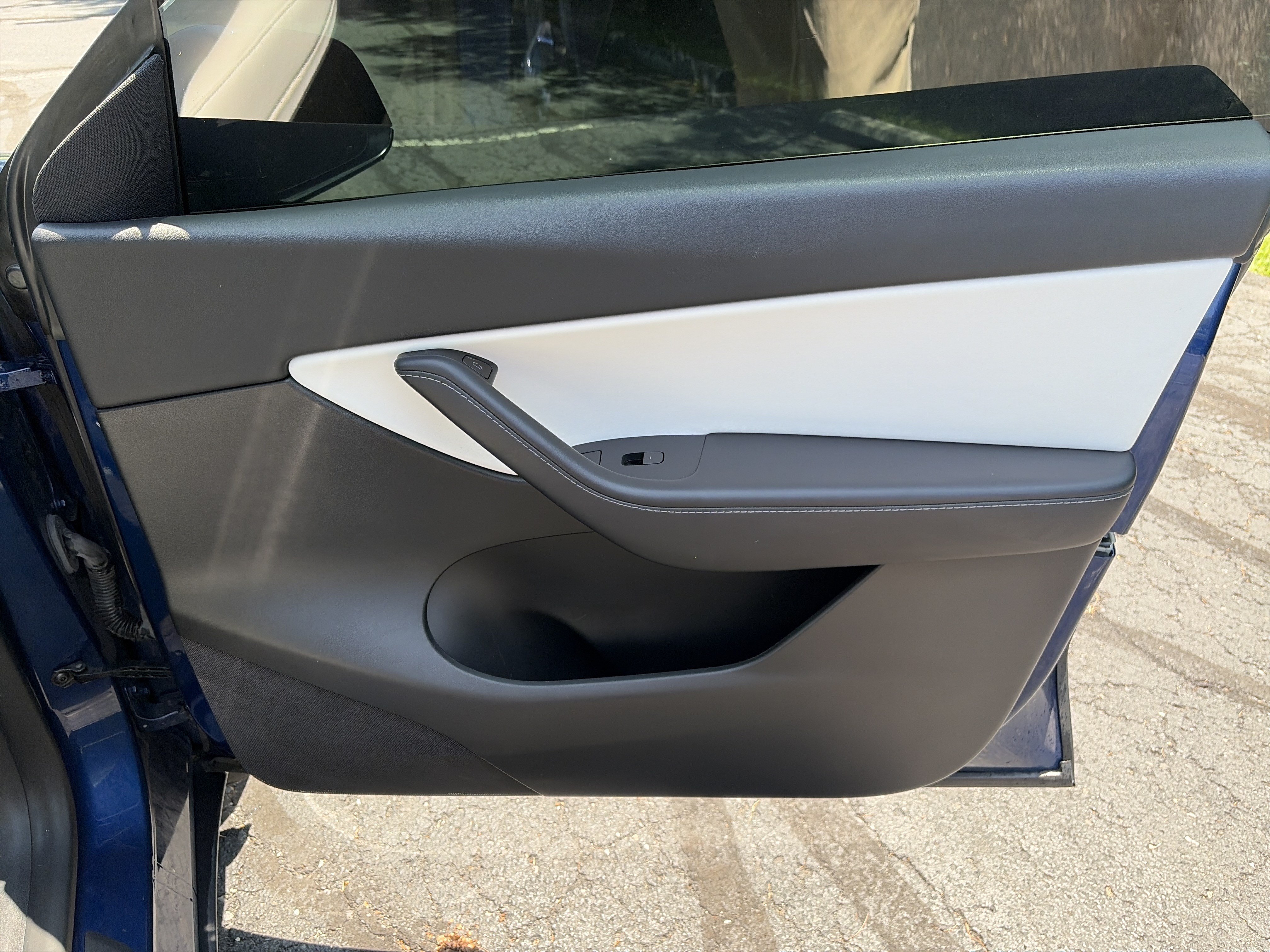 Used 2022 Tesla Model Y Performance AWD/4WD image 26