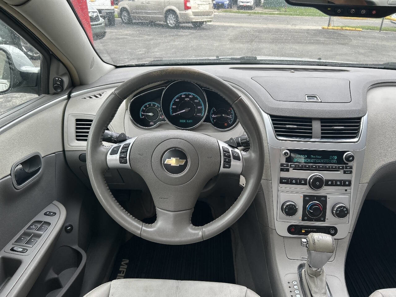 Used 2009 Chevrolet Malibu LT w/ HFV6 Engine Package FWD image 13