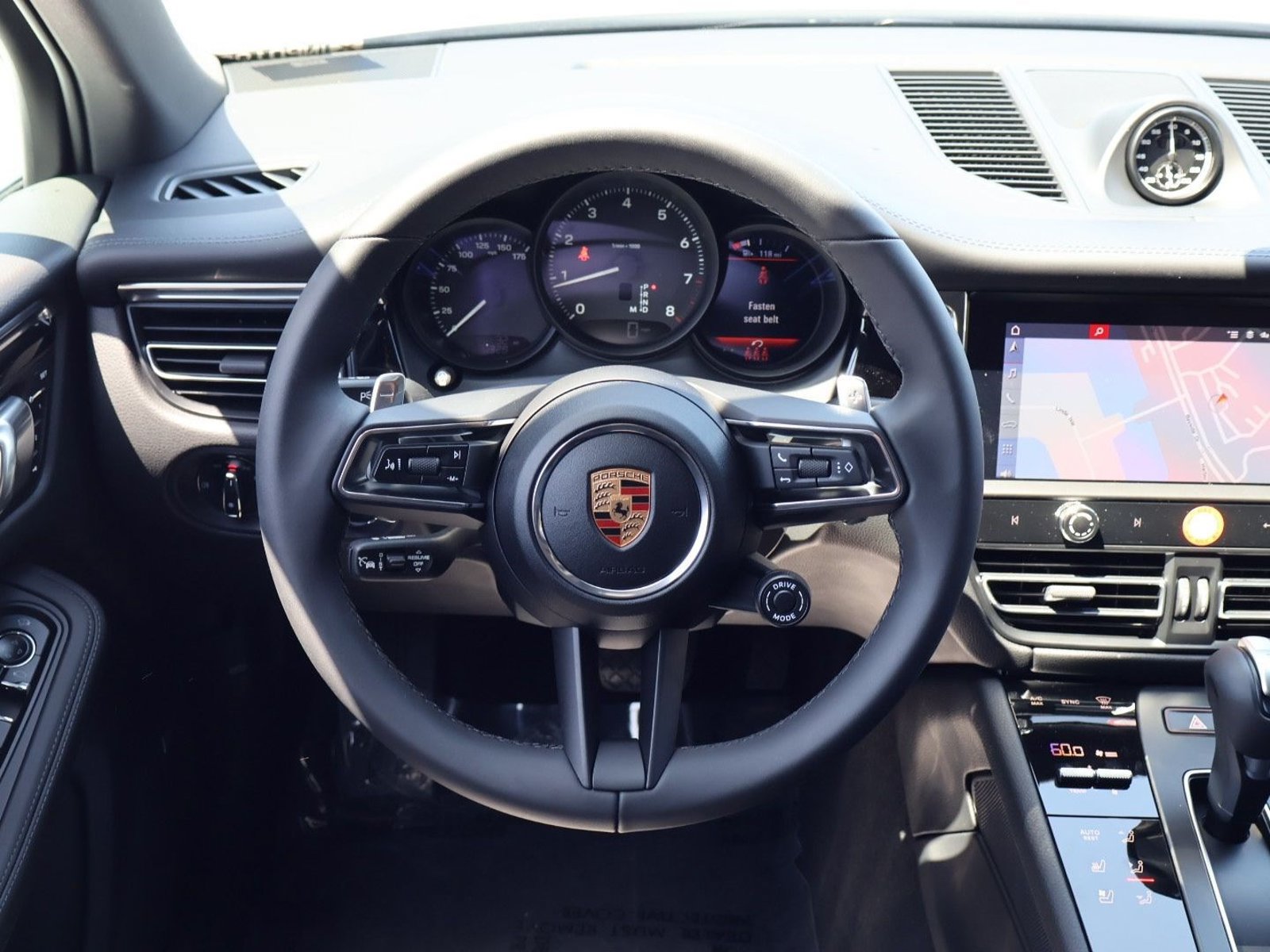 New 2026 Porsche Macan AWD/4WD image 15