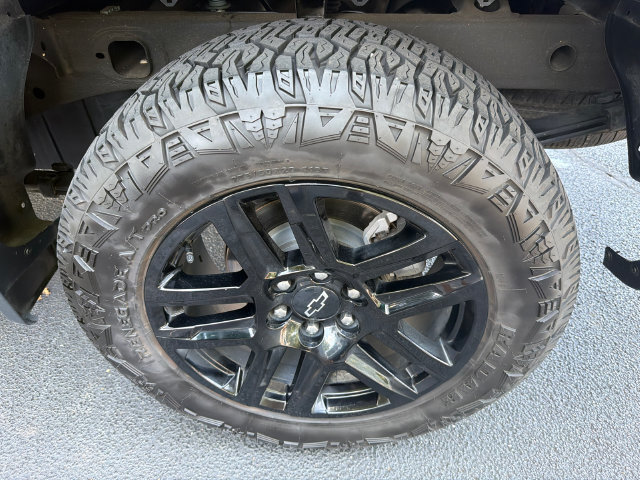Used 2023 Chevrolet Silverado 1500 Custom RWD image 19