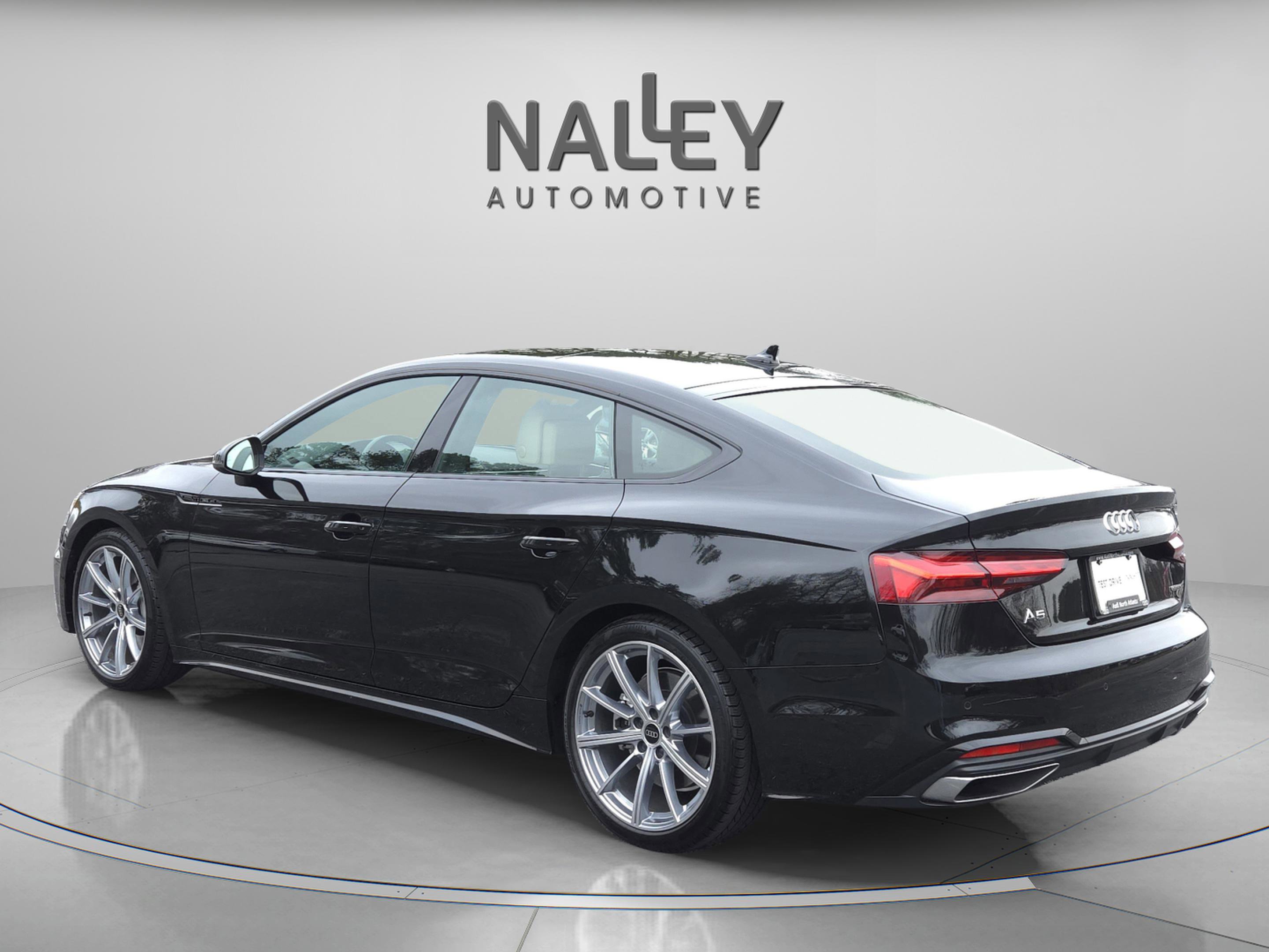 Used 2025 Audi A5 2.0T Premium Plus w/ Convenience Plus Package image 4