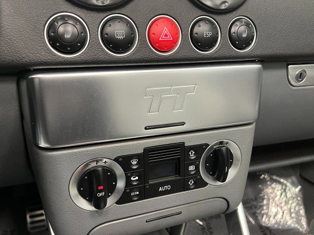 Used 2005 Audi TT 1.8T image 21