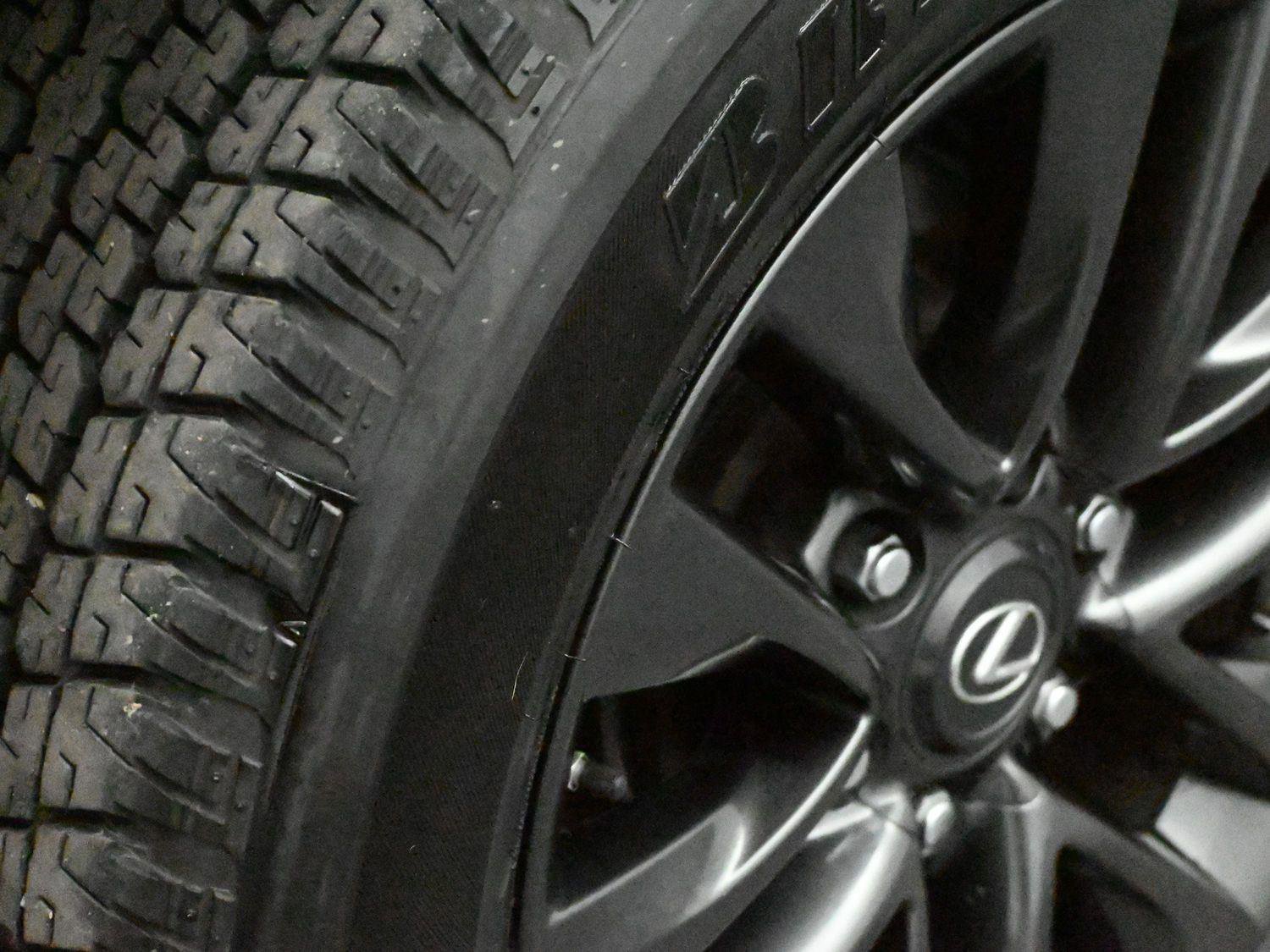 Used 2020 Lexus GX 460 Premium w/ Premium Package image 14