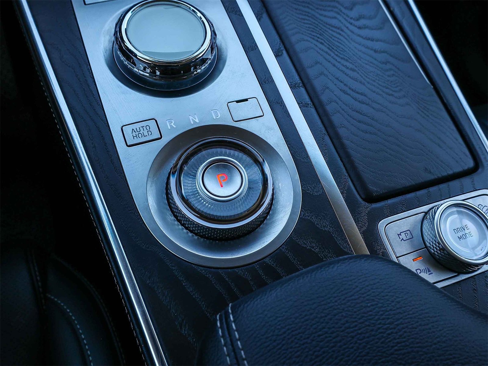 Used 2024 Genesis GV80 2.5T image 24