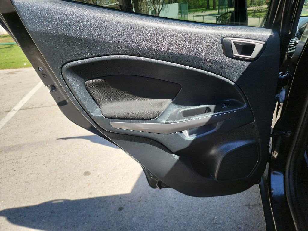 Used 2020 Ford EcoSport SE image 26