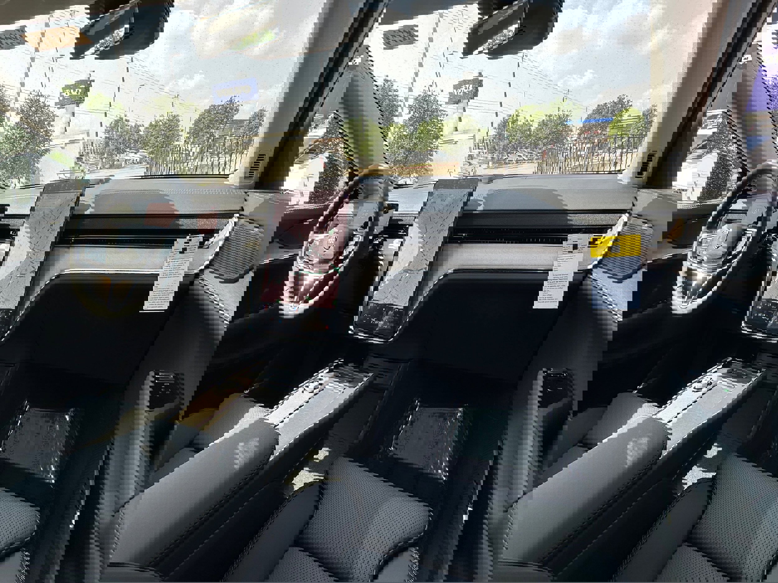 New 2025 Volvo EX90 Plus image 10