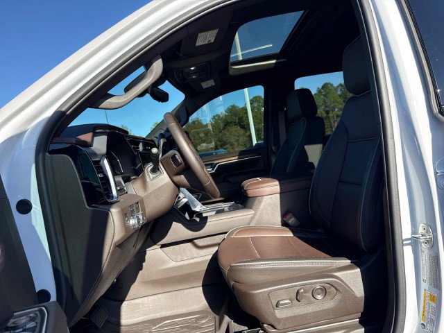 Used 2024 GMC Sierra 2500 Denali w/ Denali Reserve Package image 18